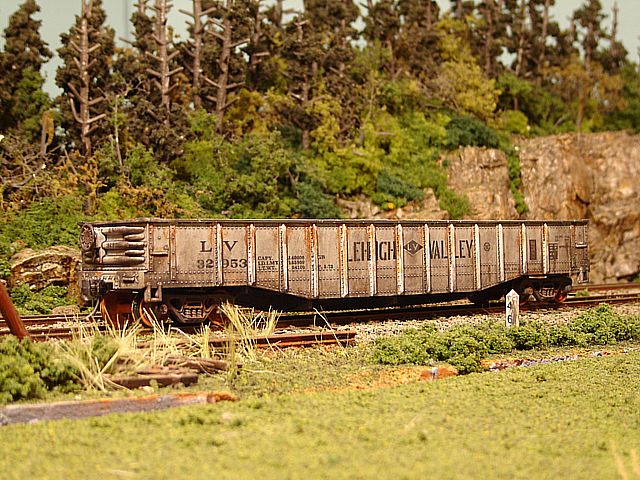 LV Gondola #32953 Angle View