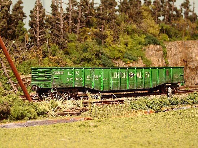 LV Gondola #37052 Angle View