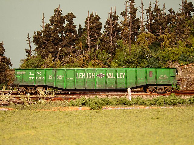 LV Gondola #37052 Side View