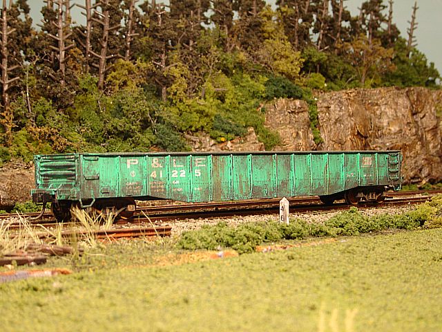 P&LE Gondola #41225 Angle View