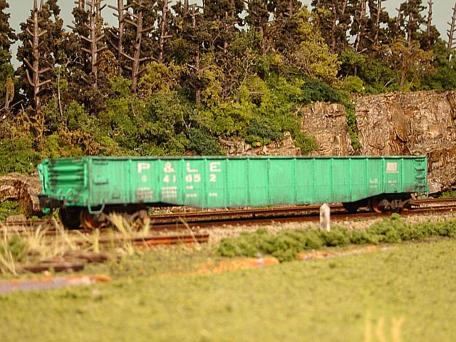 P&LE Gondola #41652 Angle View