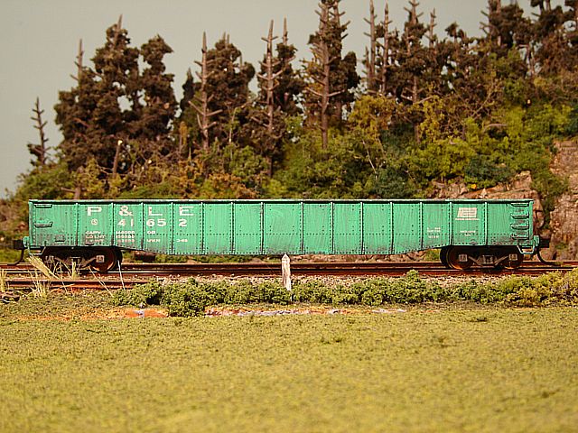 P&LE Gondola #41652 Side View