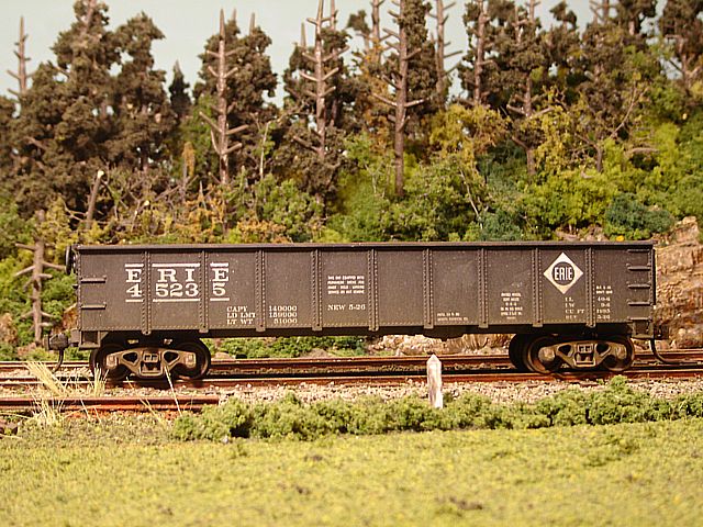 Erie Gondola #45235 Side View