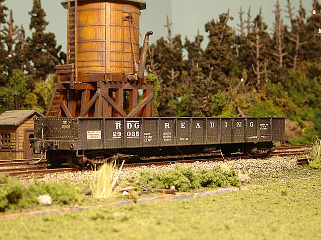 Reading Gondola #23035 Angle View