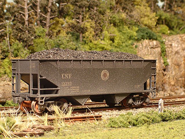 LNE Hopper #13283 Angle View