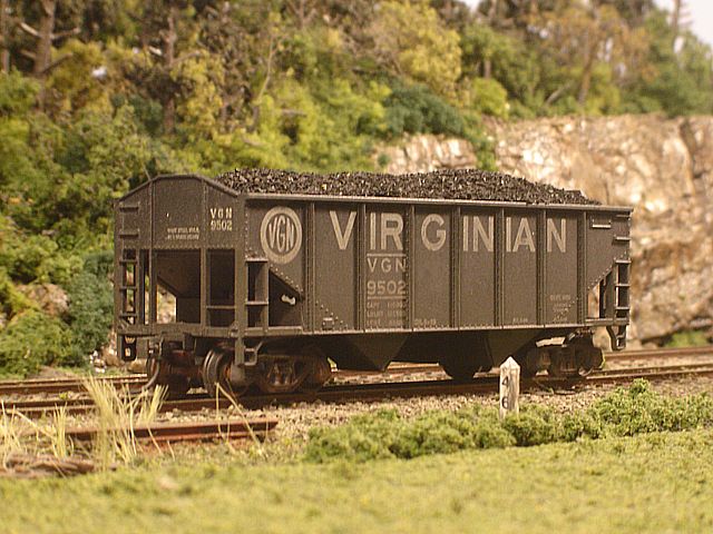 Virginian Hopper #9502 Angle View