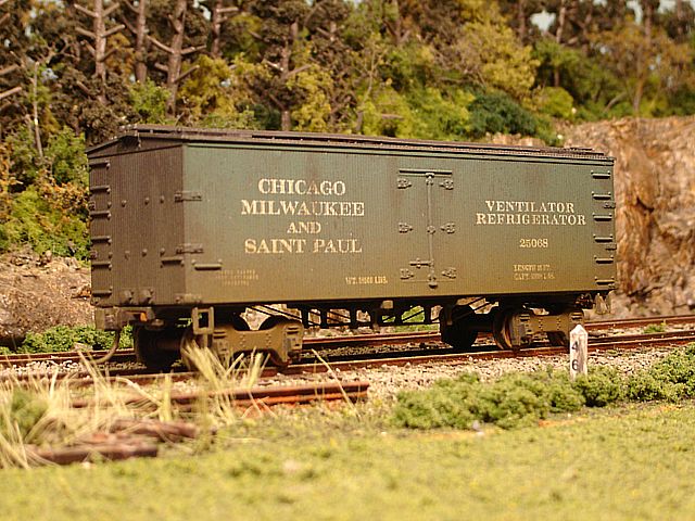 CM&SP Reefer #25068 Angle View