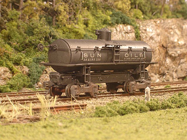 Sun Oil Tank Car #1100 Angle View