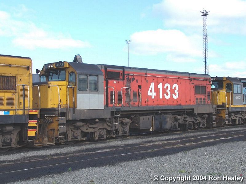 DX 4133: Image by Ron Healey