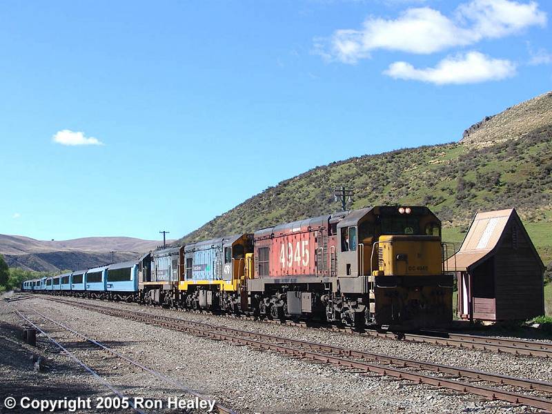 DC 4945: Image by Ron Healey