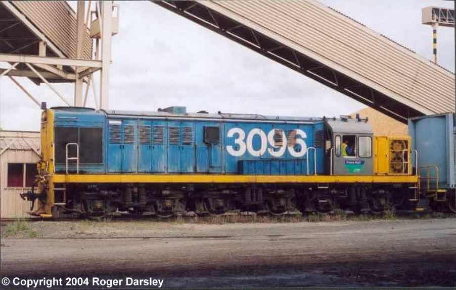 DJ 3096: Image by Roger Darsley