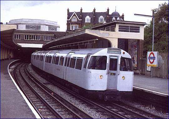 67 TS transfer Cen to Vic at EC.jpg (44155 bytes)