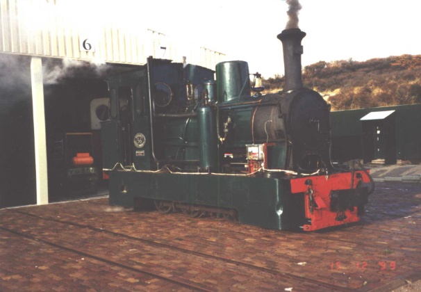 Dutch tram
                    locomotive RTM56