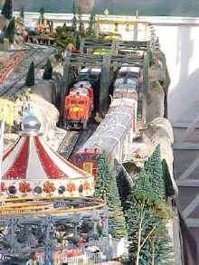 Close-up photo of bridges on the Garden Factory train display?