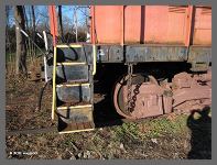 (c)2012 smph50 - Fireman's side front steps before needle scaling and primer. (10K) - CLICK to Enlarge (100K)