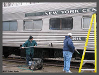 (c)2008 Rick Henn - NYC Heritage Coach #2915 finishing up the bottom stainless steel. (10K) - CLICK to Enlarge (100K)
