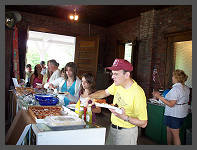(c)2008 Robert Snyder - Paul M. gets a fresh slice of pizza at . (10K) - CLICK to Enlarge (80K)