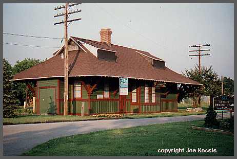 Williamsville Depot (21K)